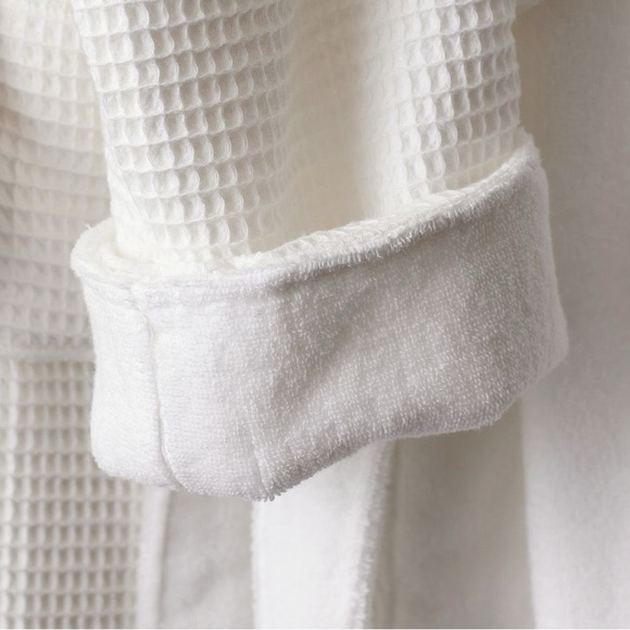 Brand New Pottery Barn Waffle Weave Resort Robe (R Monogram) - Picture 4 of 4